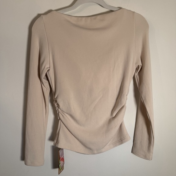 OGL Brami Top Sz M Tan Long Sleeve Built In Bra Ruched Sides New With Tags - Picture 2 of 12